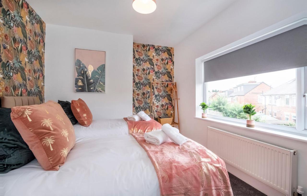 Stylish Hot Tub House With Free Parking! Villa York Eksteriør bilde